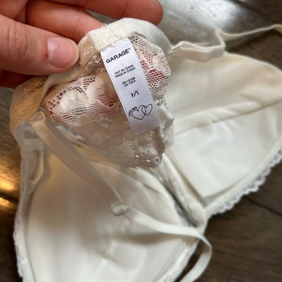 NWOT White lace bralette - Picture 2 of 3